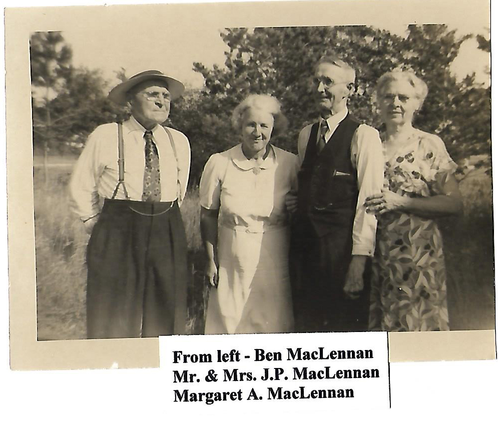 Photo of photos/Benjamin MacLennan i26090 and friends